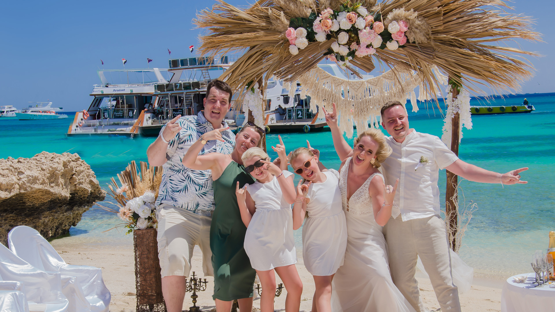 egyptwed-groom-bride-guests-decorations-weddingarch-yachts-egypt-hurghada-red-sea-wedding-abroad